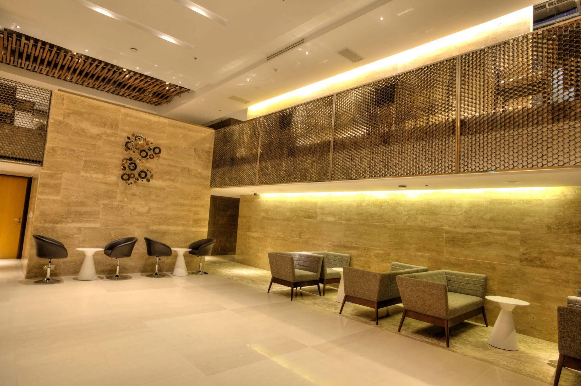 Lakeshore Banani Dhaka Exterior photo